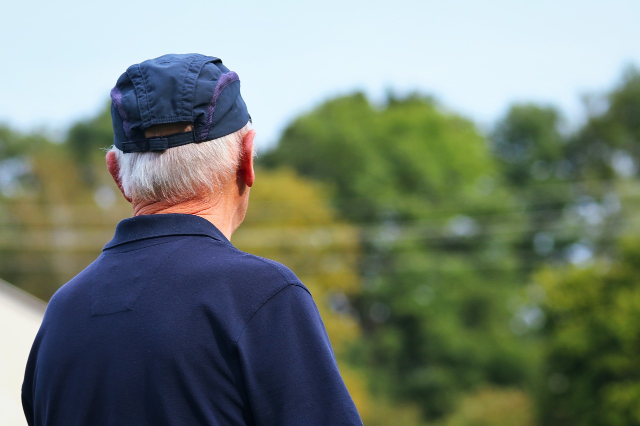 Home Safety Tips for Seniors Living Alone